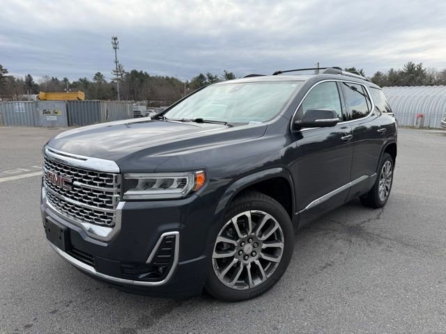 2022 GMC Acadia Denali's photo