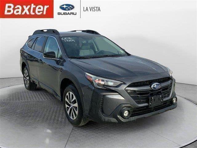 2025 Subaru Outback Premium's photo