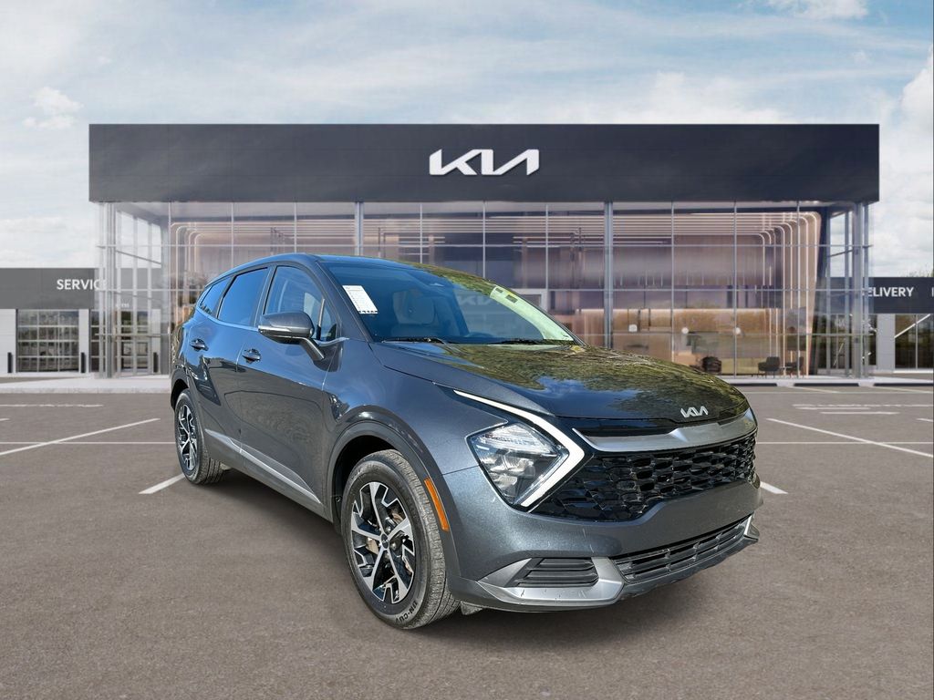 2023 Kia Sportage EX photo 2