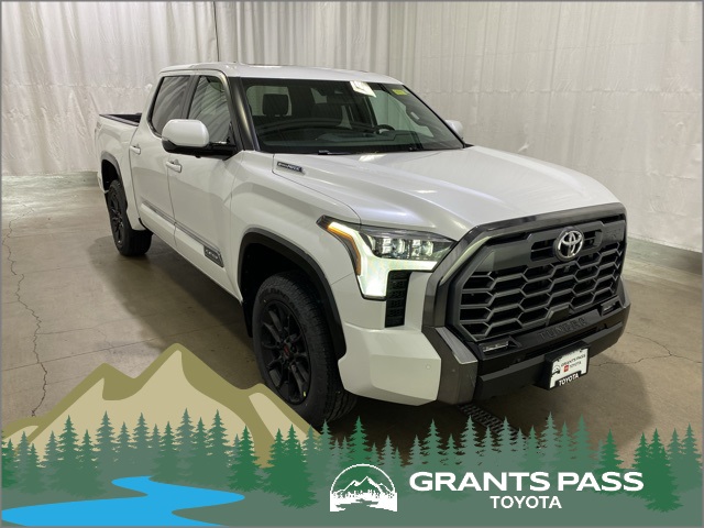 2026 Toyota Tundra Platinum's photo