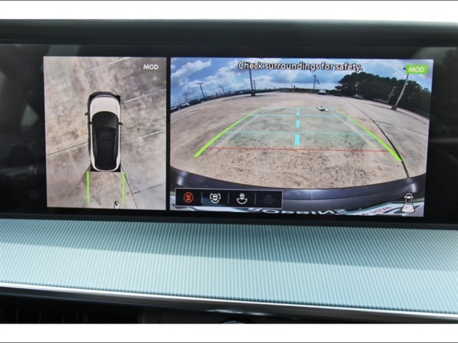 2025 Nissan Murano SL White at Robbins Nissan