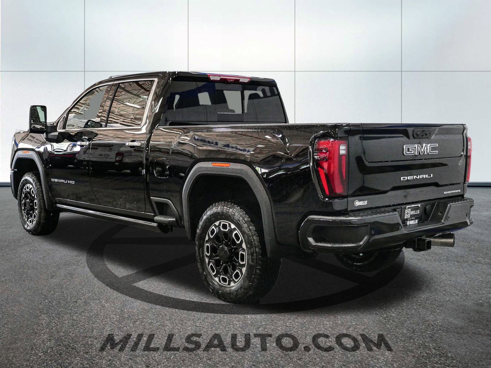 2025 Gmc Sierra 3500 HD Denali Ultimate photo 4