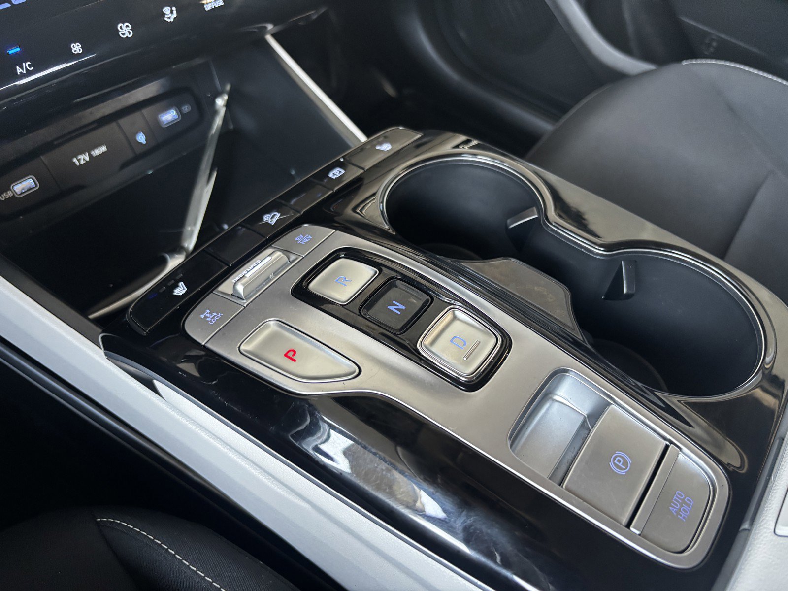 2024 Hyundai Tucson Plug-in Hybrid SEL photo 11
