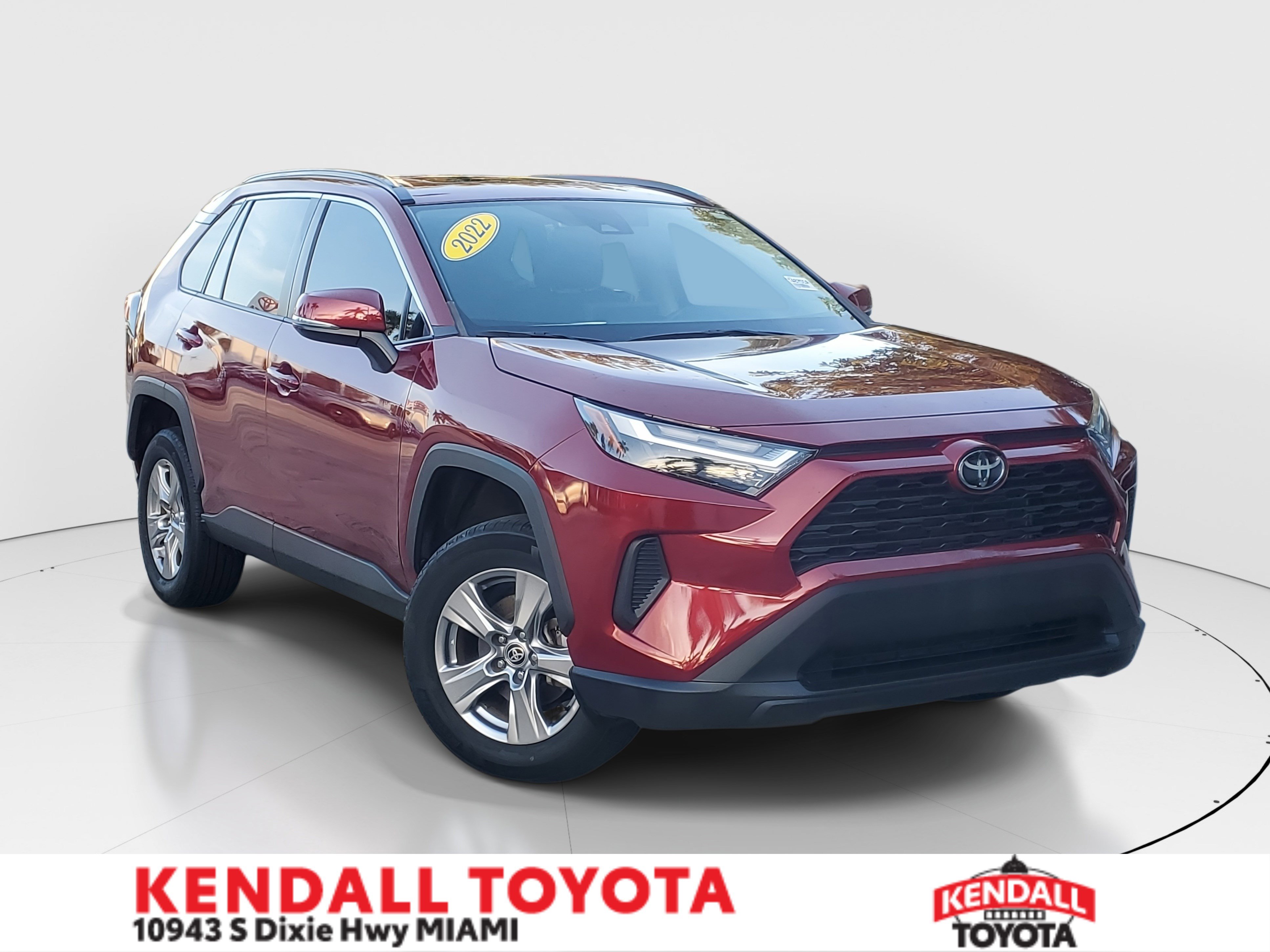 2022 Toyota RAV4 XLE's photo
