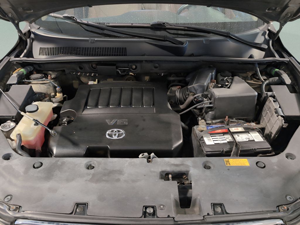 2010 Toyota RAV4 Limited photo 25