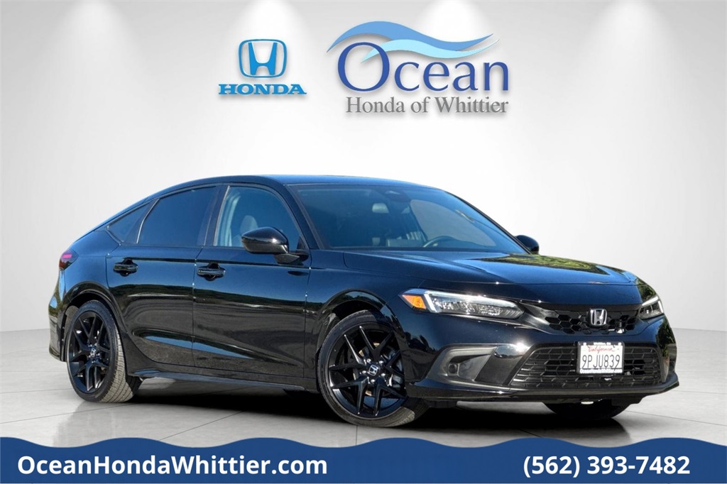 2024 Honda Civic Hatchback Sport's photo