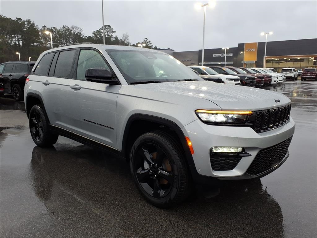 2025 Jeep Grand Cherokee Limited's photo
