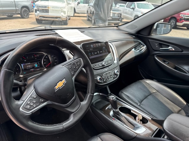 2018 Chevrolet Malibu Premier photo 3