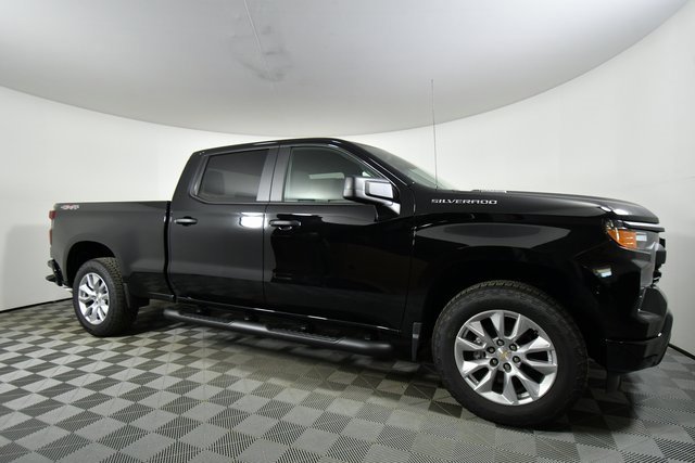 2026 Chevrolet Silverado 1500 Custom photo 8