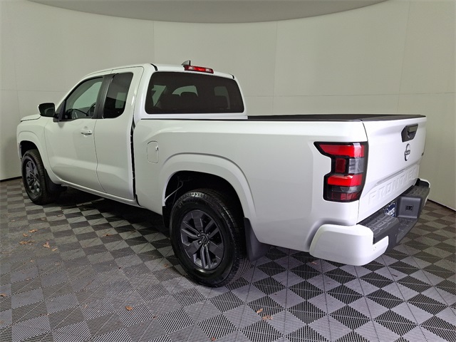 2025 Nissan Frontier SV photo 8