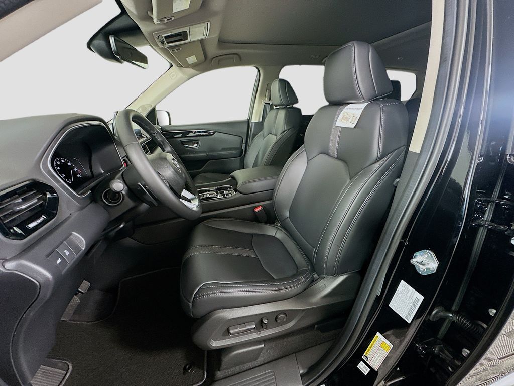 2025 Honda Pilot Touring photo 12