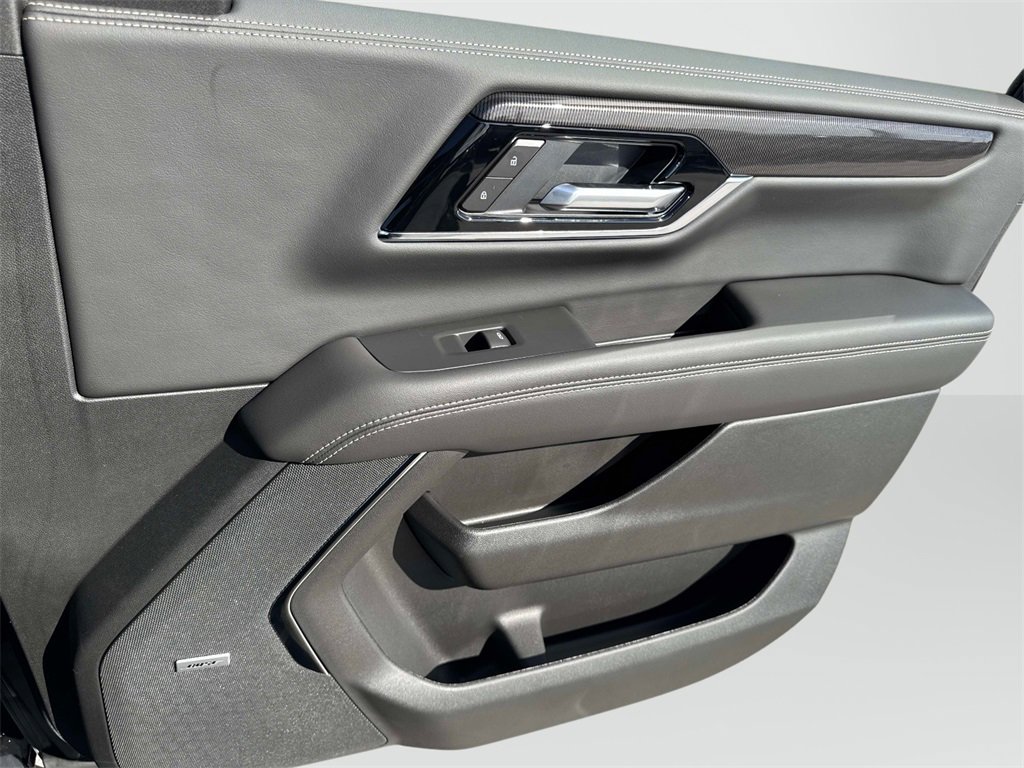 2025 Gmc Yukon photo 14