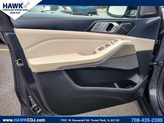 2019 BMW X7 - Image 19