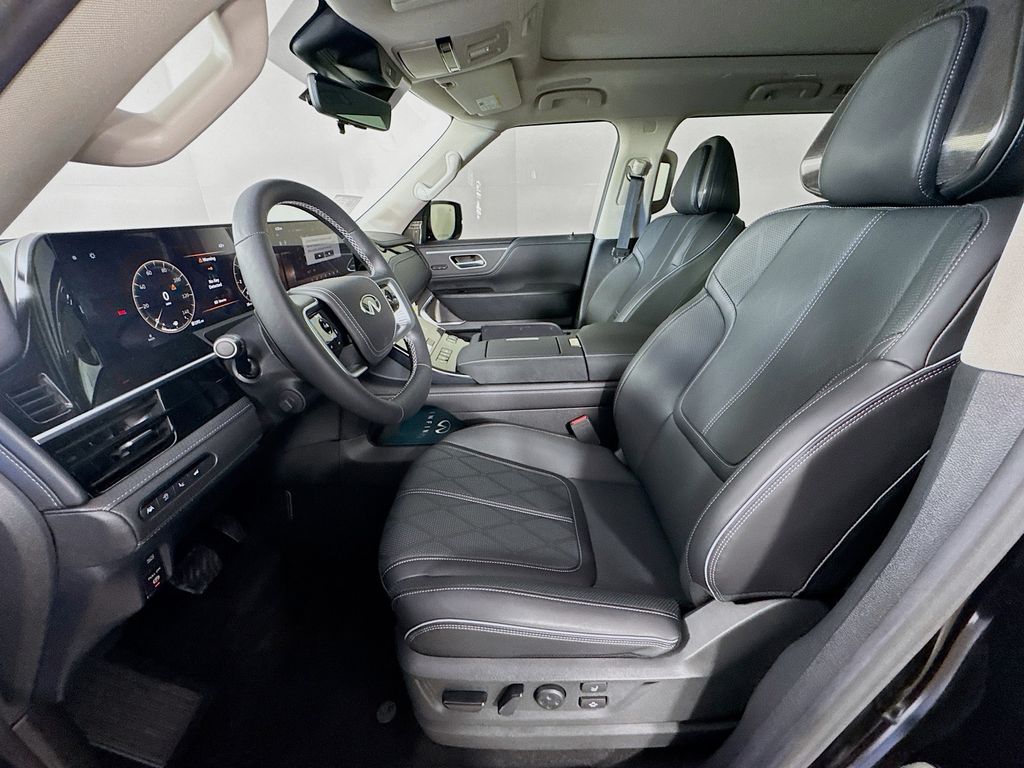 2025 Infiniti QX80 Sensory photo 18
