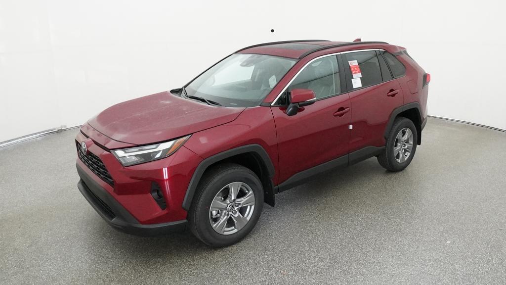 2025 Toyota RAV4 XLE's photo
