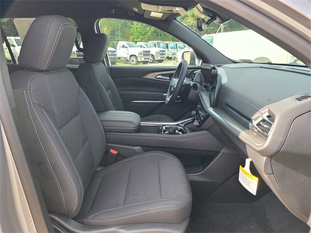 2026 Chevrolet Traverse photo 18