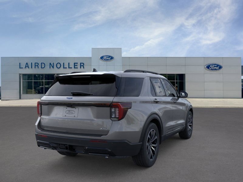 2025 Ford Explorer ST-Line photo 7