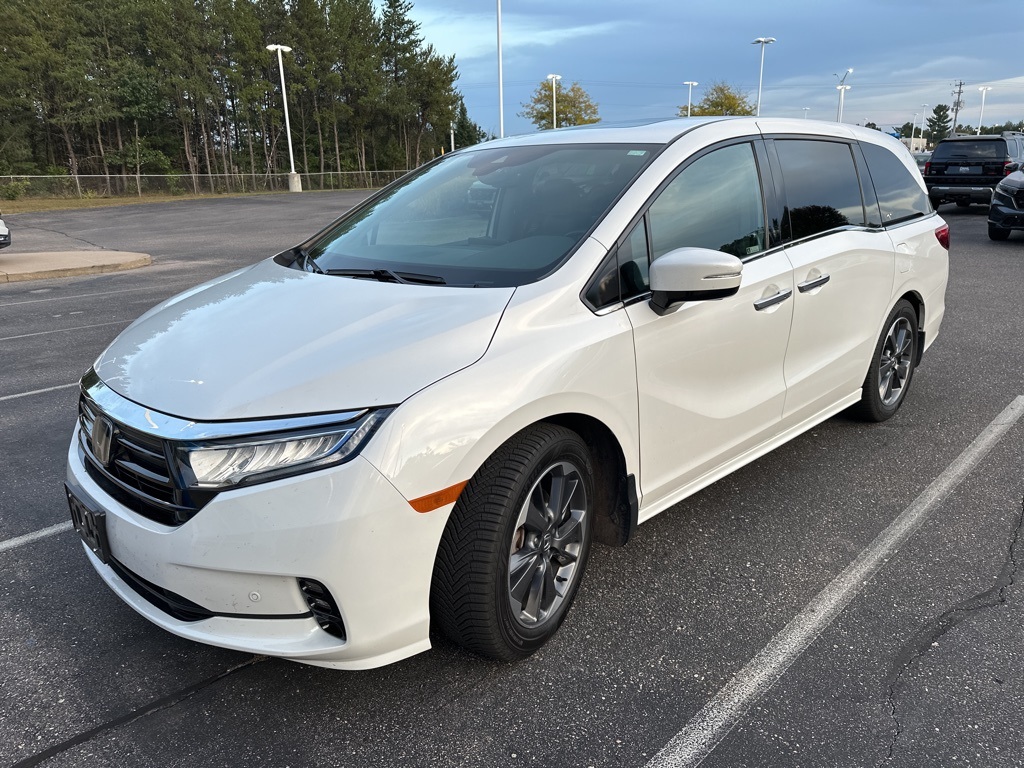 2022 Honda Odyssey Elite photo 2
