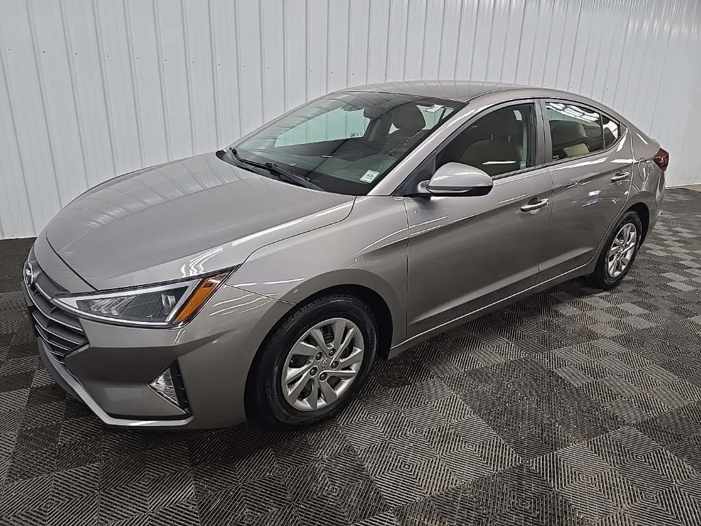 2020 Hyundai Elantra SE photo 8
