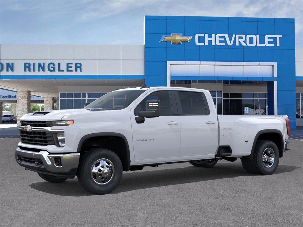 2026 Chevrolet Silverado 3500HD LT photo 2