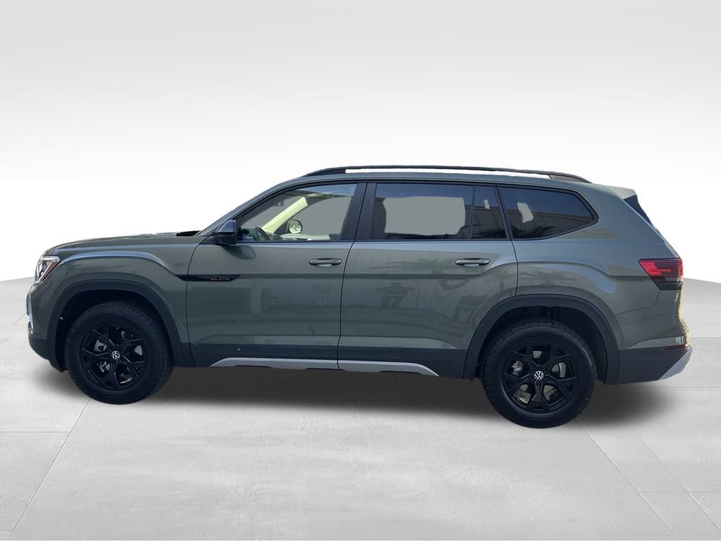 2026 Volkswagen Atlas Peak Edition SE photo 4