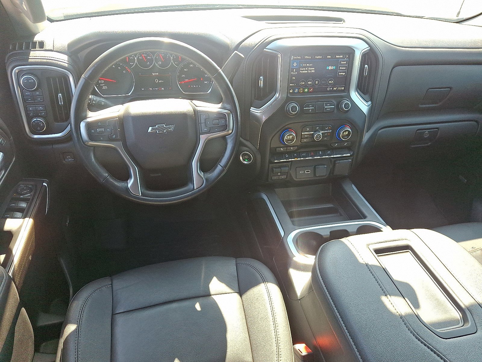 2022 Chevrolet Silverado 1500 RST photo 11
