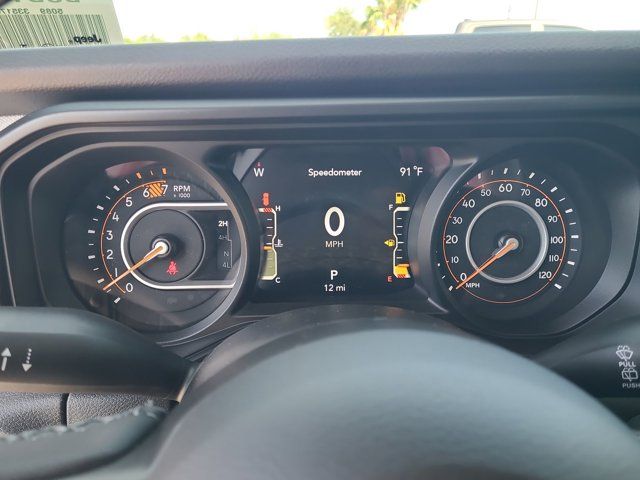 2025 Jeep Wrangler photo 36