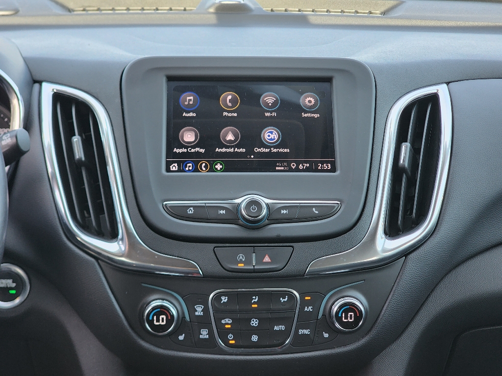 2022 Chevrolet Equinox LT photo 3
