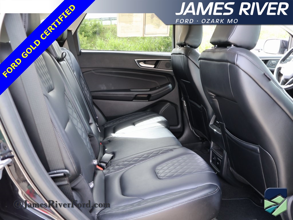 2024 Ford Edge Titanium photo 6