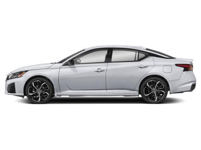 2025 Nissan Altima SR photo 3