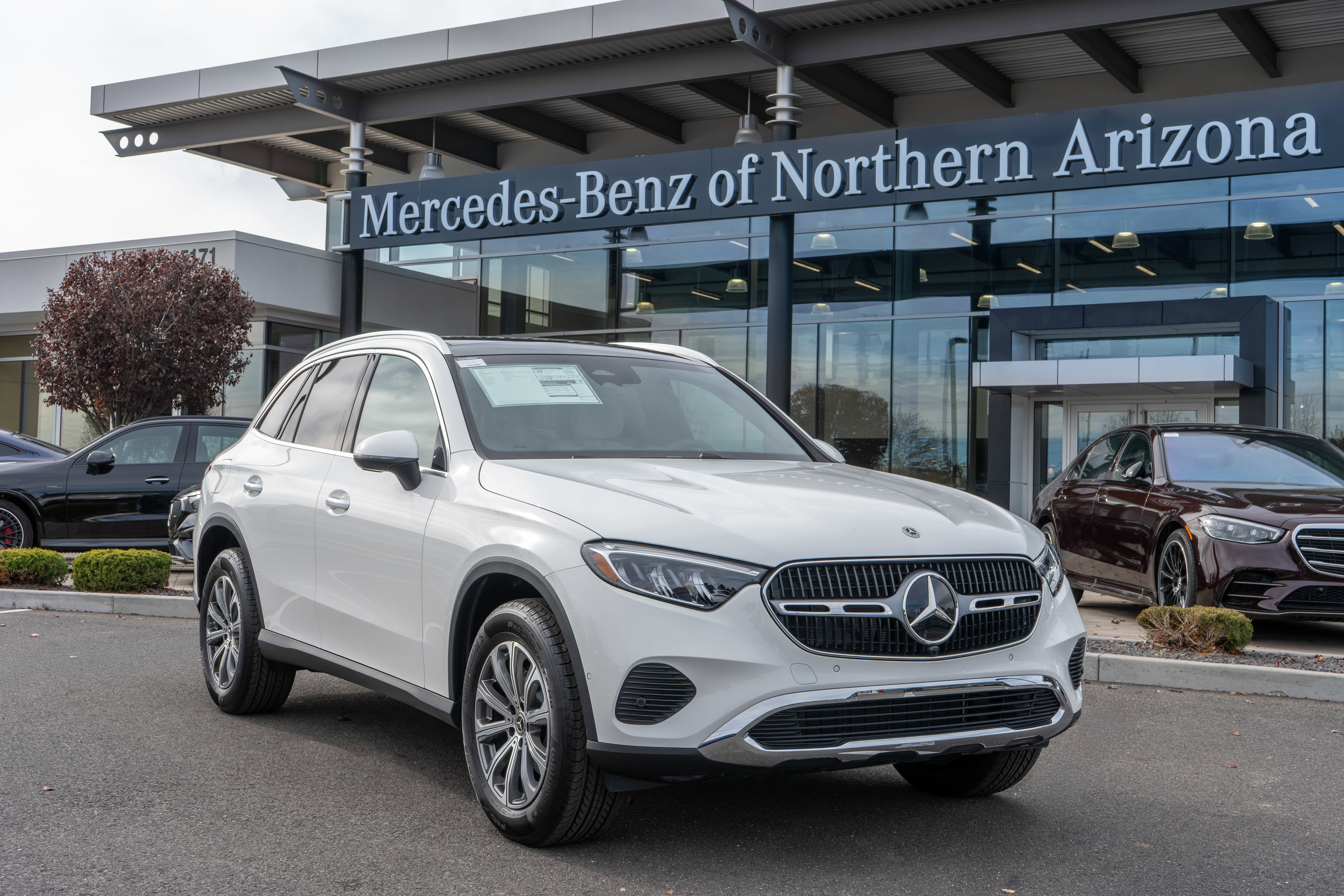 2026 Mercedes-Benz GLC Base's photo