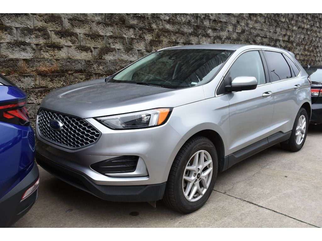 2023 Ford Edge SEL's photo