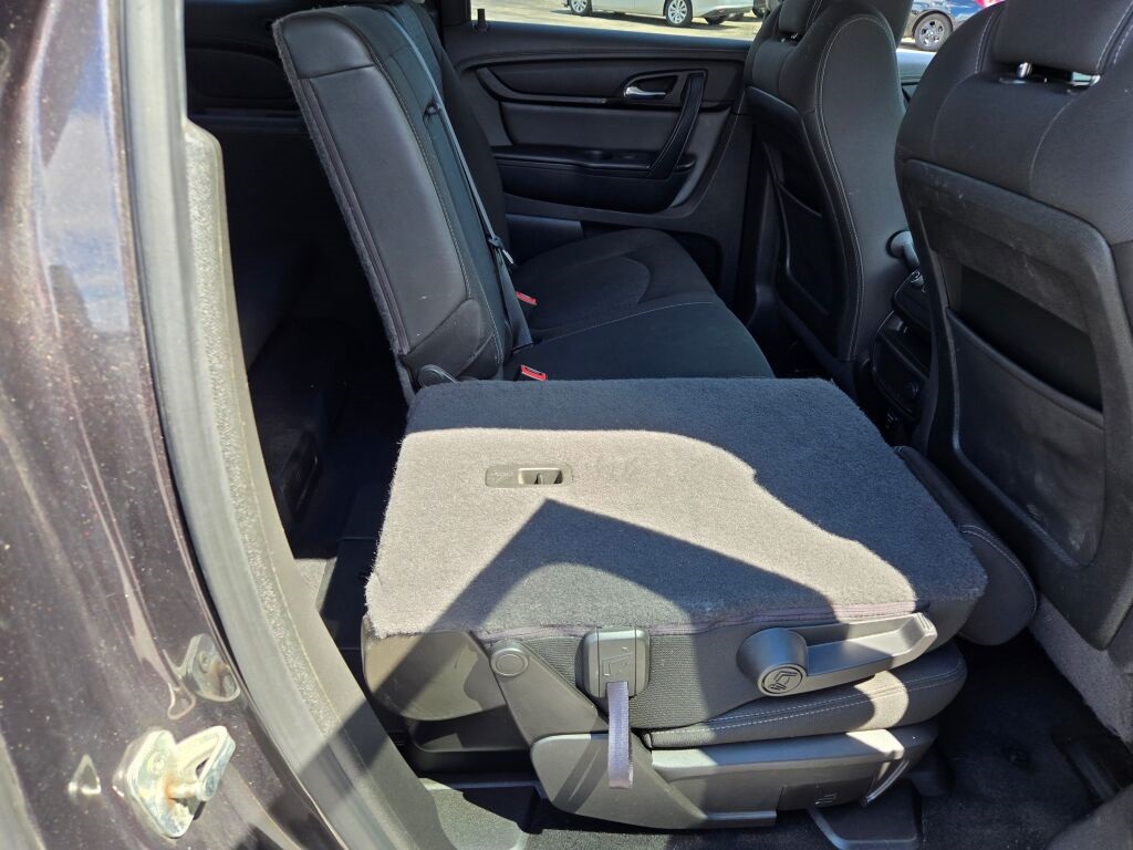 2015 Gmc Acadia SLE photo 6