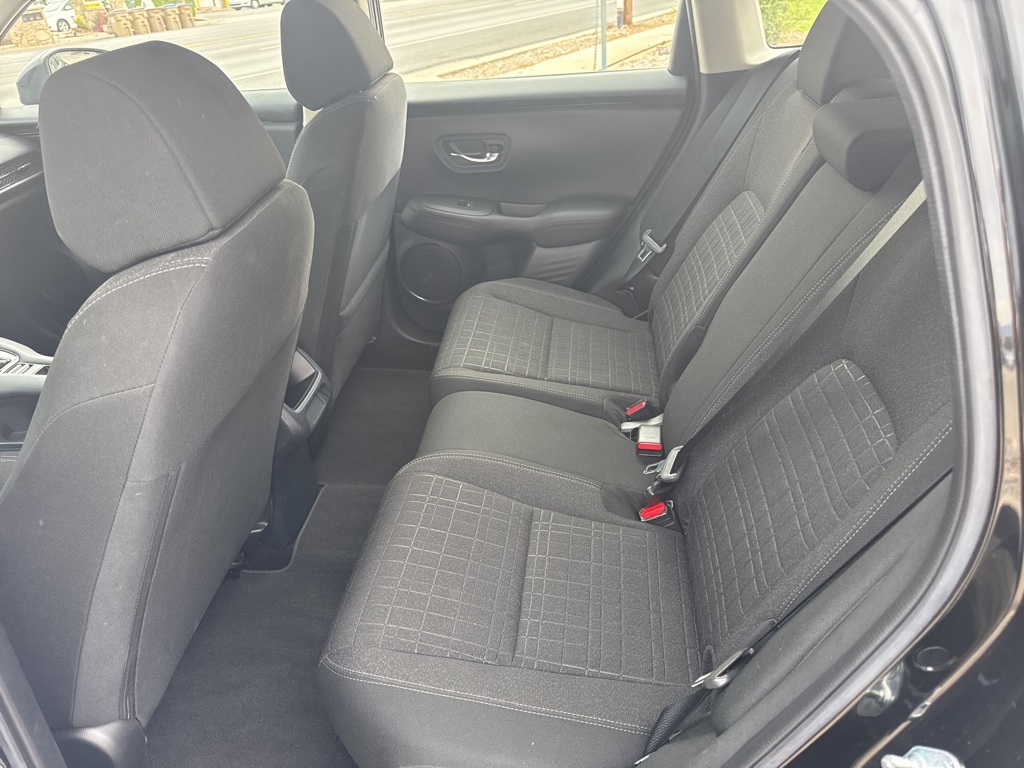 2023 Honda HR-V LX photo 21