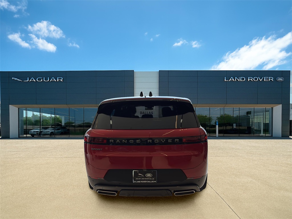 2025 Land Rover Range Rover Sport SE photo 3