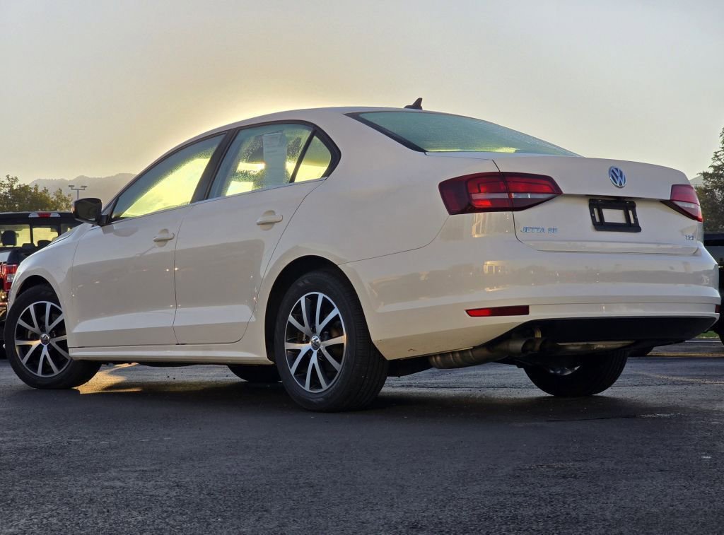 2017 Volkswagen Jetta 1.4T SE photo 2