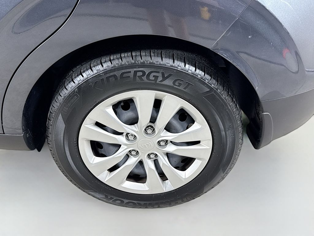 2021 Kia Soul LX photo 28