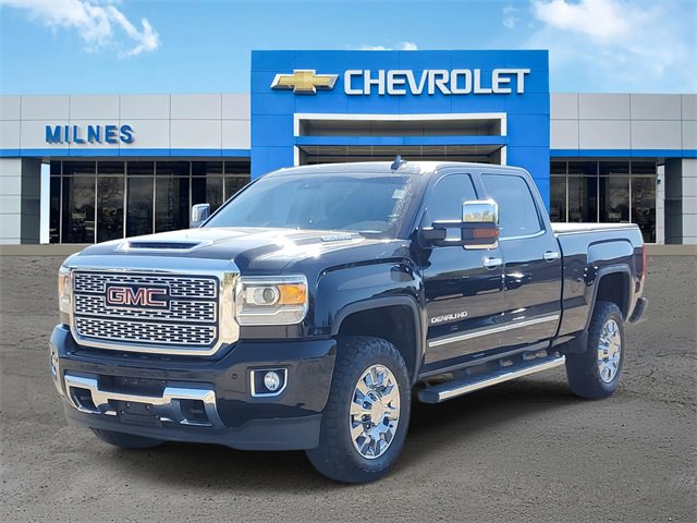 2018 Gmc Sierra 2500 HD Denali photo 2