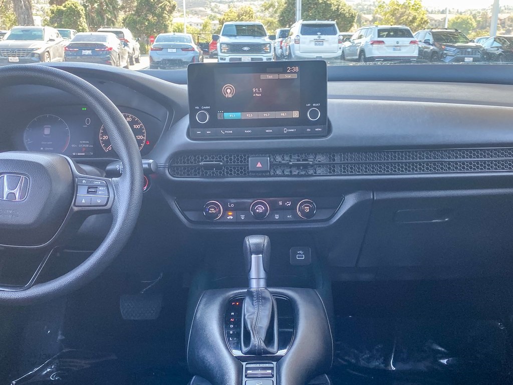 2025 Honda HR-V LX photo 12
