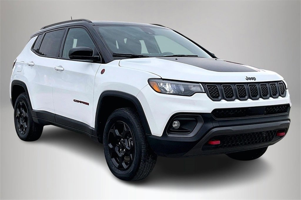 2023 Jeep Compass Trailhawk's photo