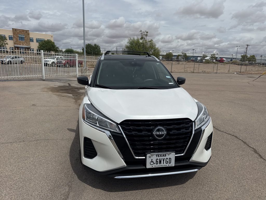 2024 Nissan Kicks SV photo 3