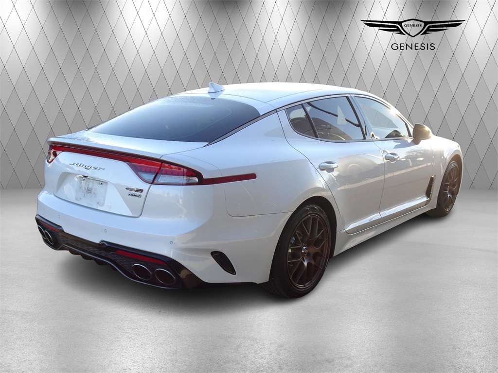 2022 Kia Stinger GT-Line photo 4
