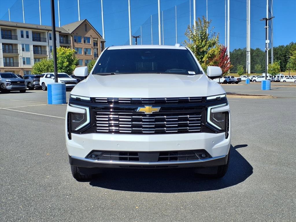 2025 Chevrolet Tahoe High Country photo 2