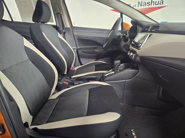2022 Nissan Versa 1.6 SV photo 3