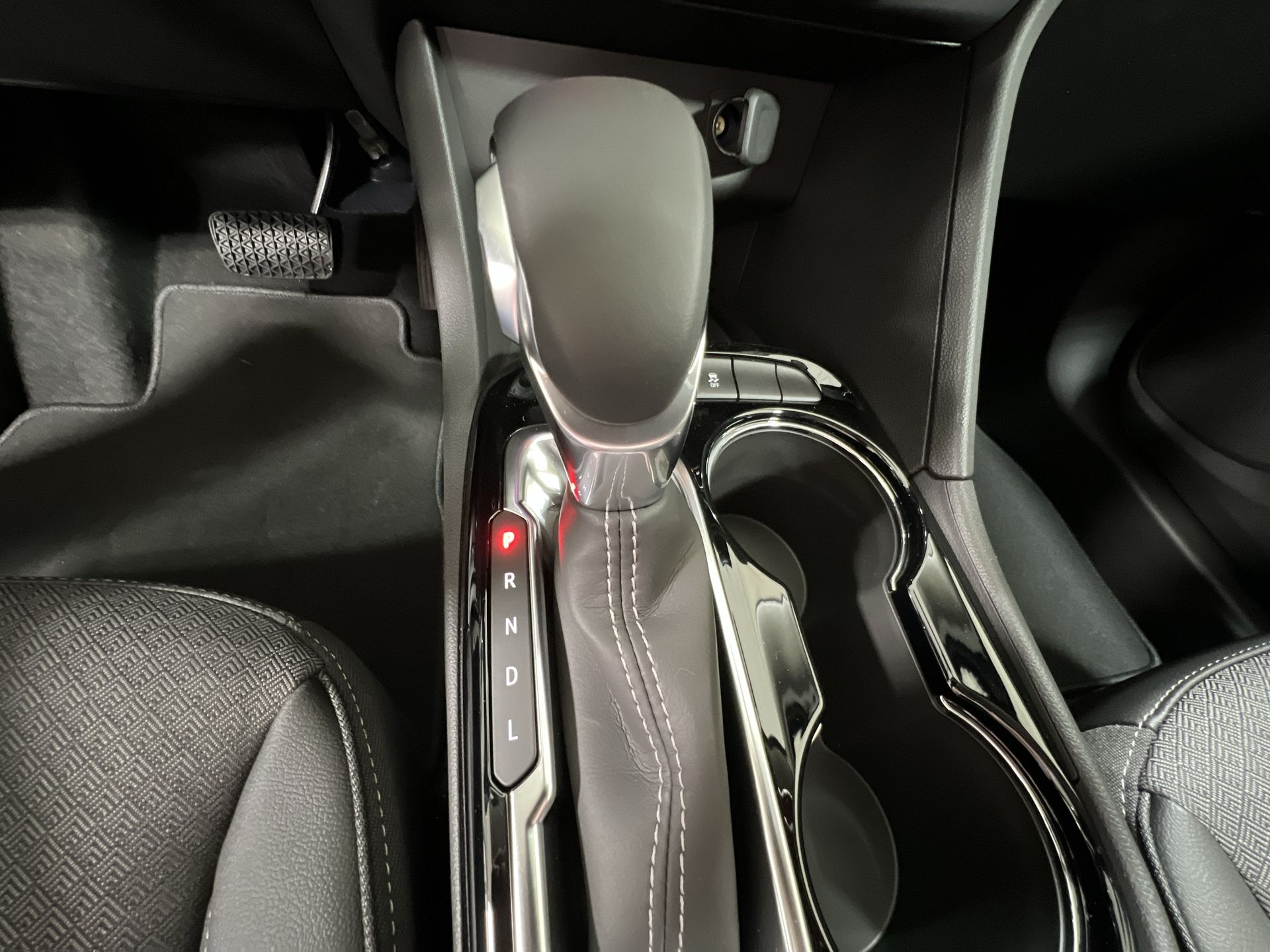 2025 Buick Encore GX Preferred photo 14