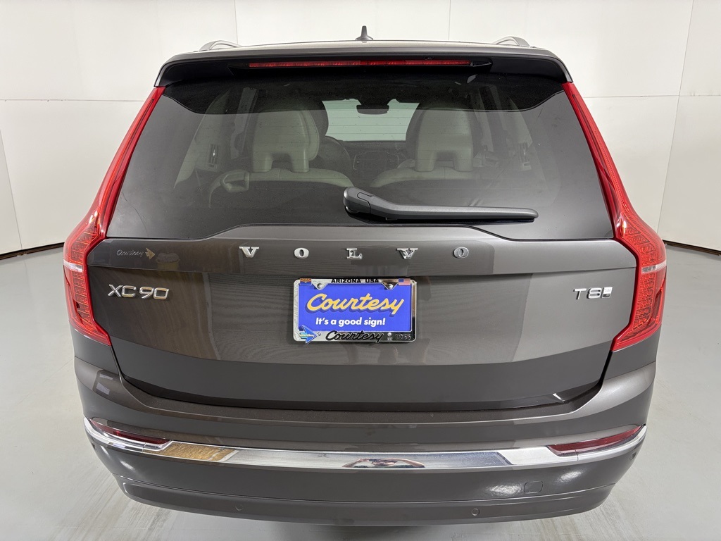 2025 Volvo XC90 T8 photo 3
