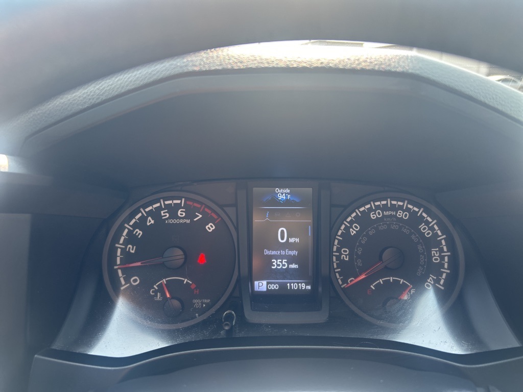 2023 Toyota Tacoma TRD Off-Road photo 14
