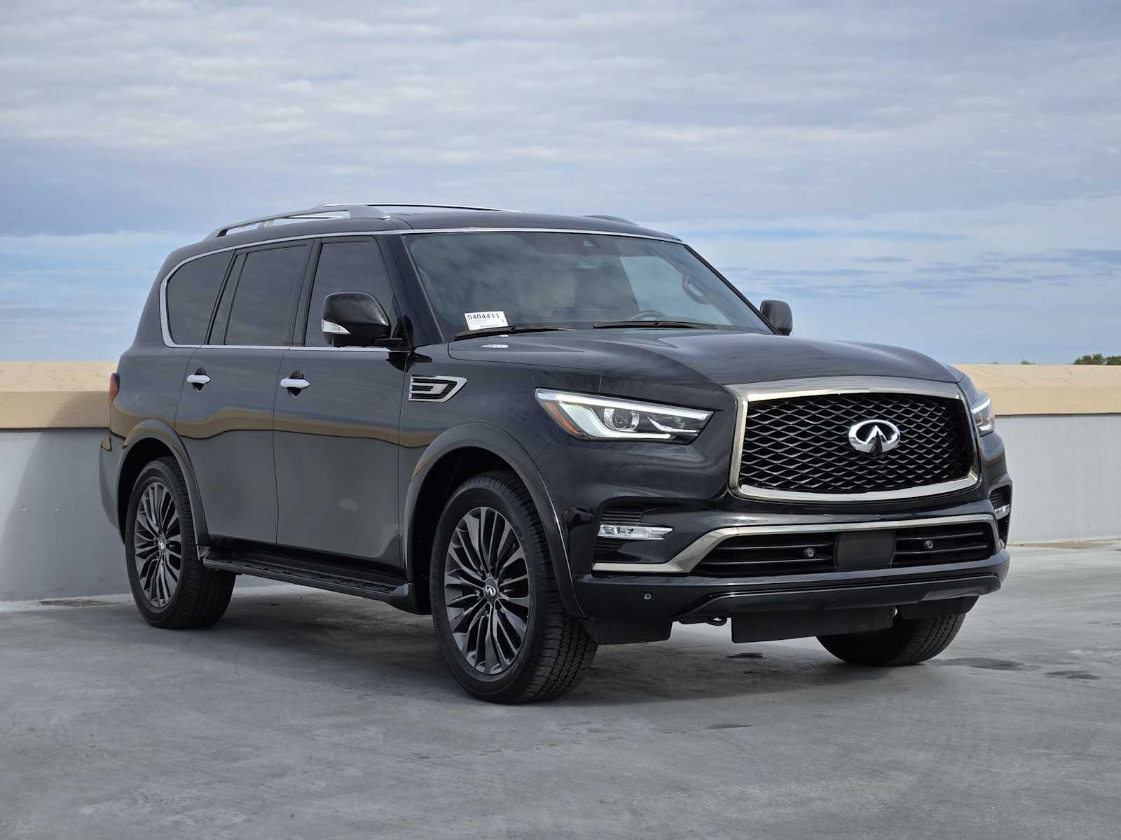2024 Infiniti QX80 Sensory photo 3