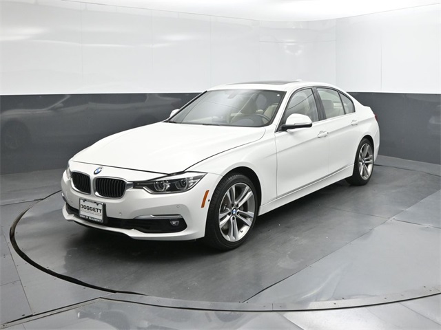 2016 BMW 3 Series 340i's photo