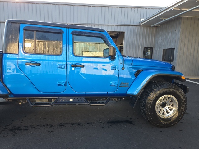 2021 Jeep Gladiator Willys photo 3
